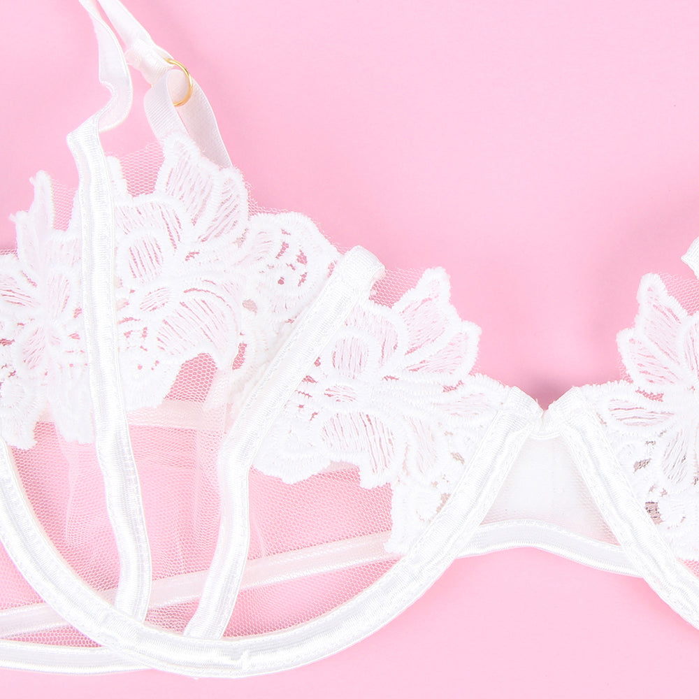 White Floral Lace Underwire Garter Bra Set