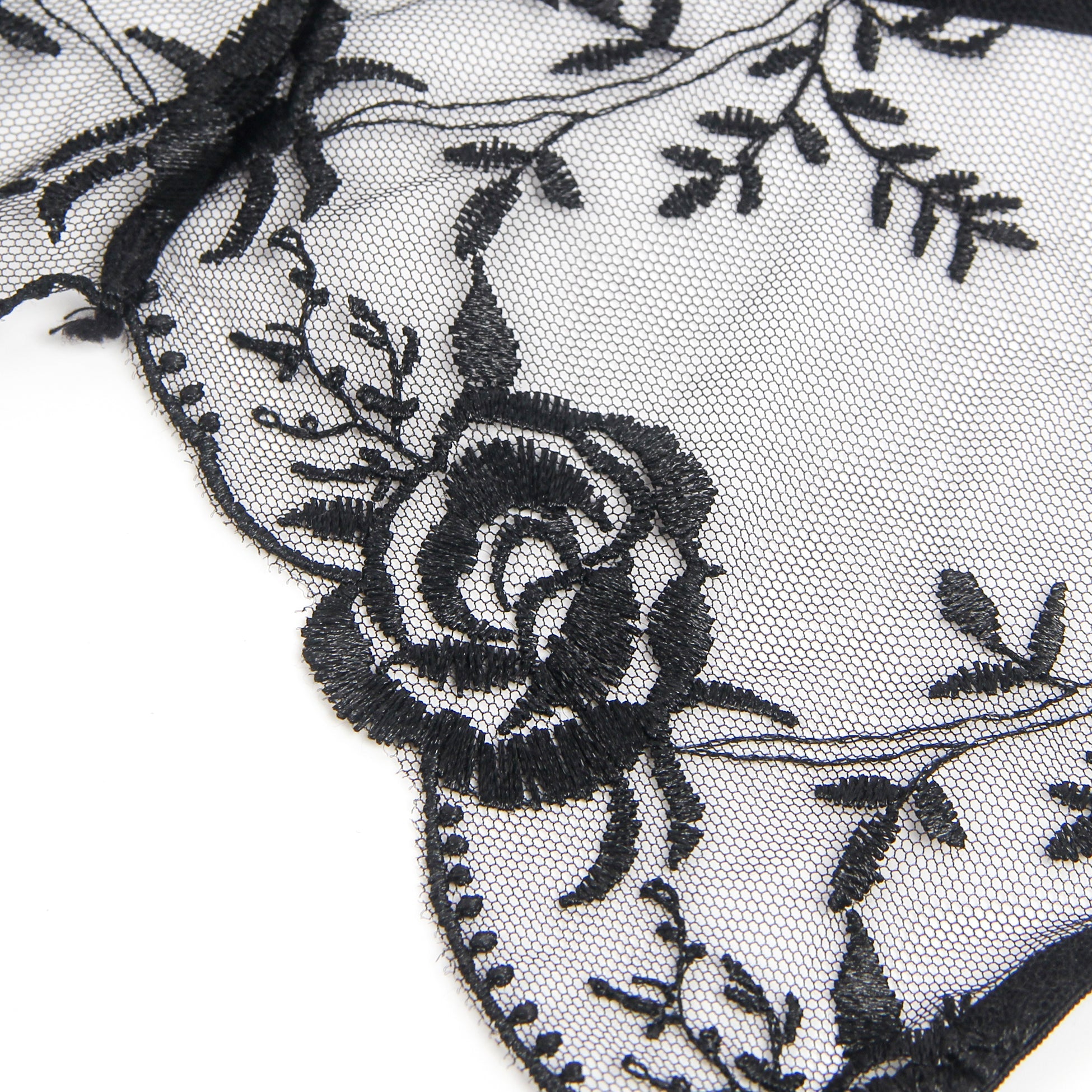 Culotte porte-jarretelles en dentelle brodée noire sexy