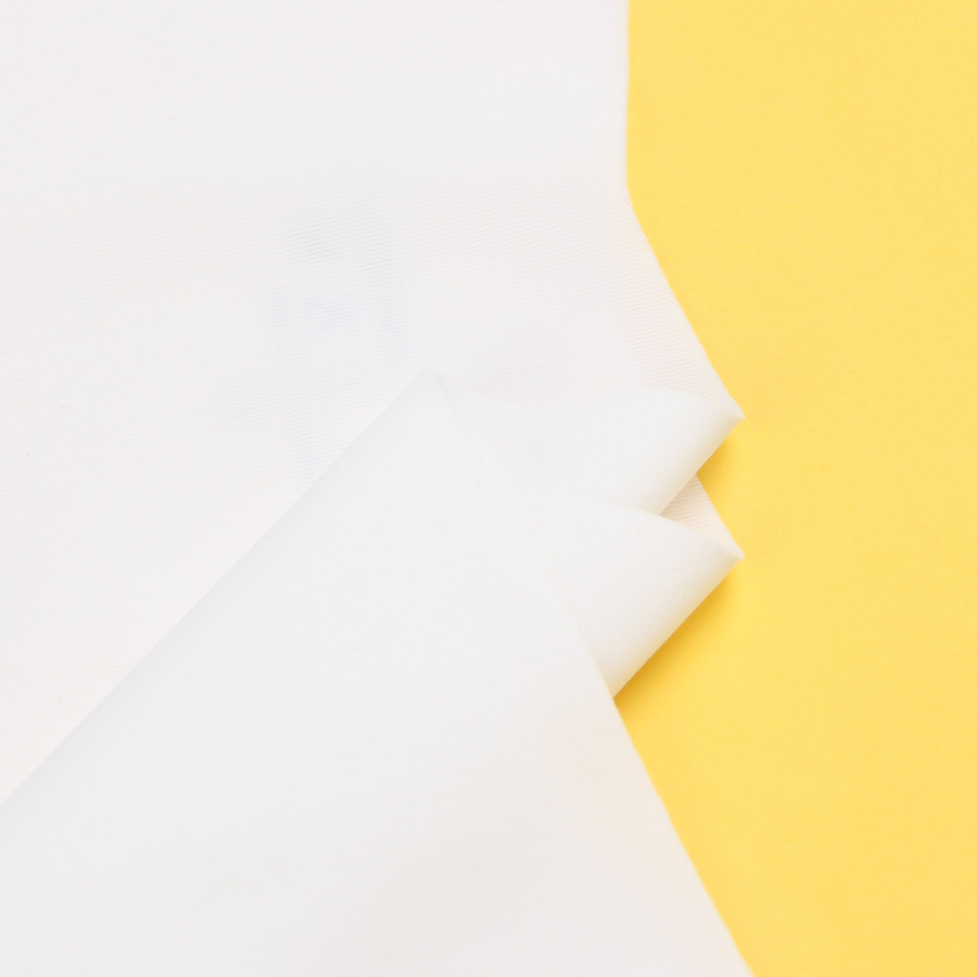 Culotte blanche sexy en soie glacée taille haute sans coutures