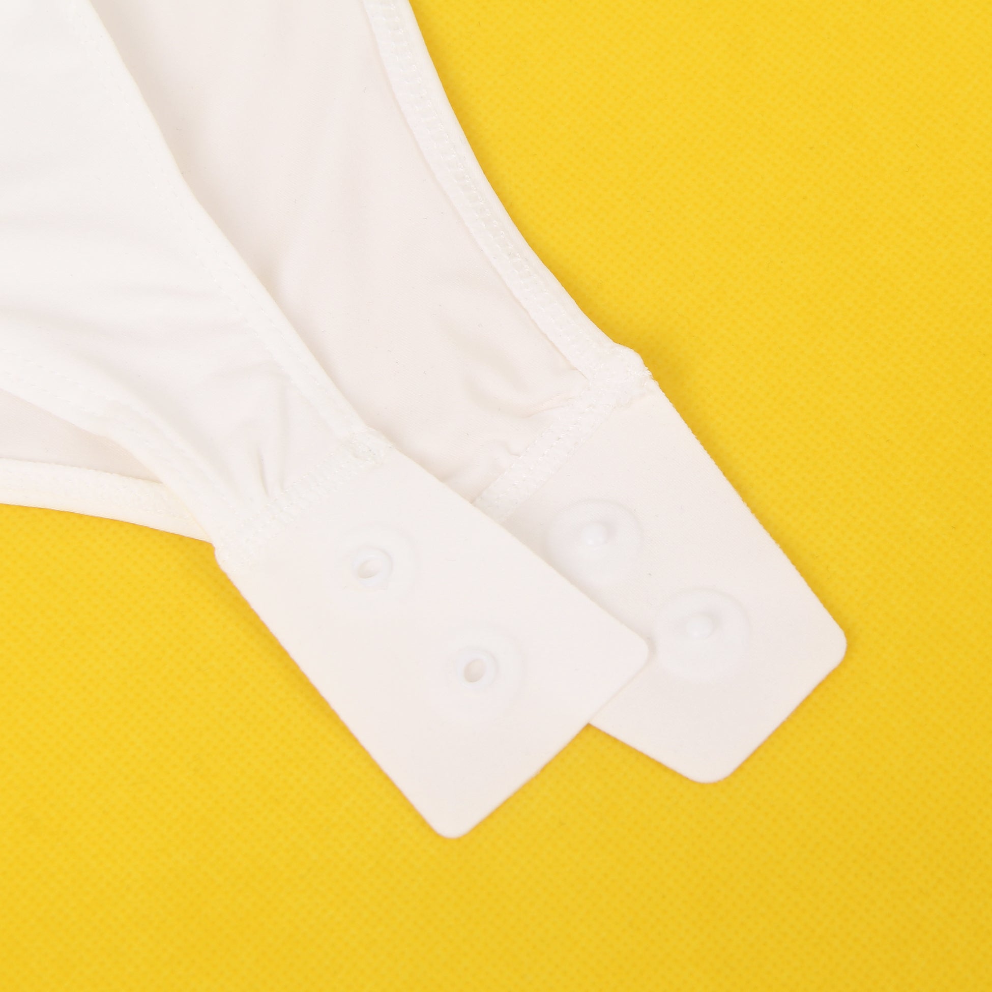 Weißer, sexy Badeanzug aus Spitze, ärmellos, offener Schritt