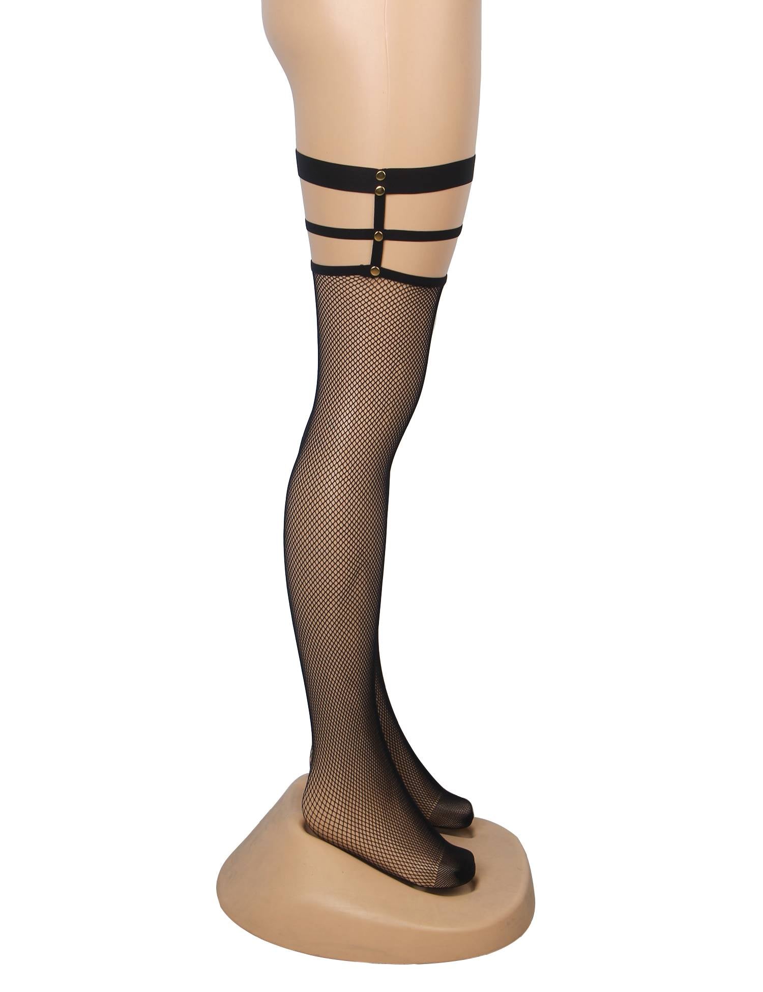 Schwarze, sexy, engmaschige, elastische Netzstrümpfe mit Nieten